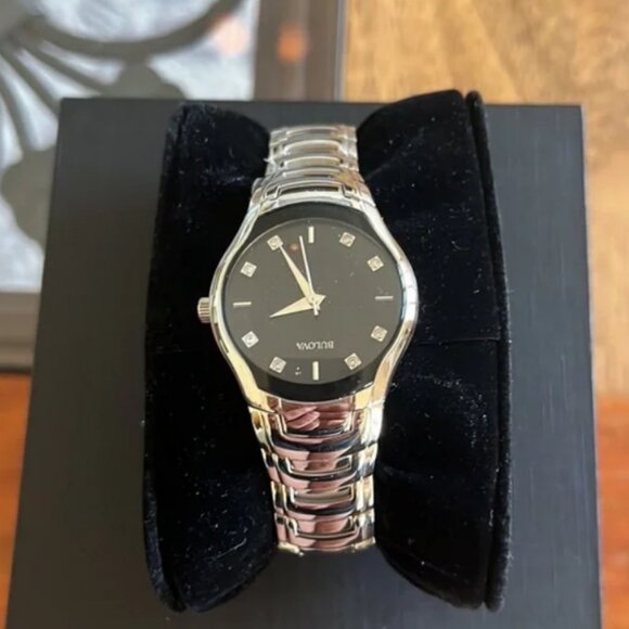 🌹HOST PICK🌹- BULOVA Diamond Black Dial Stainless Steel Silver Tone Watch - Picture 4 of 8